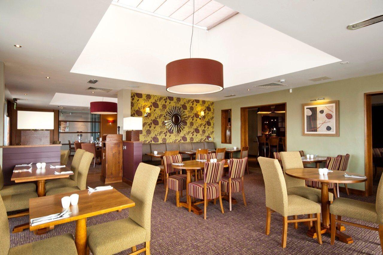 Premier Inn Edinburgh Airport - Newbridge Newbridge  Екстериор снимка