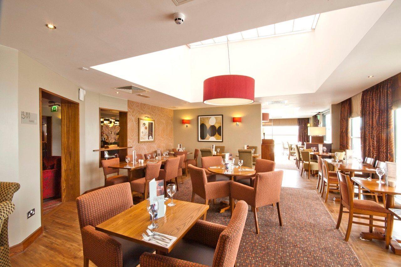 Premier Inn Edinburgh Airport - Newbridge Newbridge  Екстериор снимка
