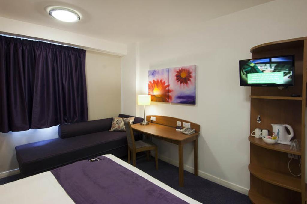 Premier Inn Edinburgh Airport - Newbridge Newbridge  Стая снимка