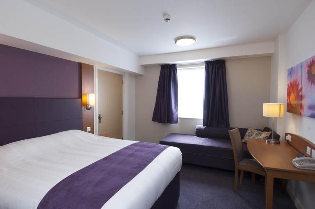 Premier Inn Edinburgh Airport - Newbridge Newbridge  Стая снимка