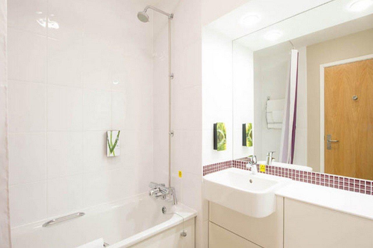Premier Inn Edinburgh Airport - Newbridge Newbridge  Екстериор снимка